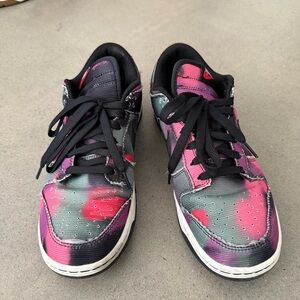 Nike DUNK LOW PREMIUM 'GRAFFITI' sneakers 8.5